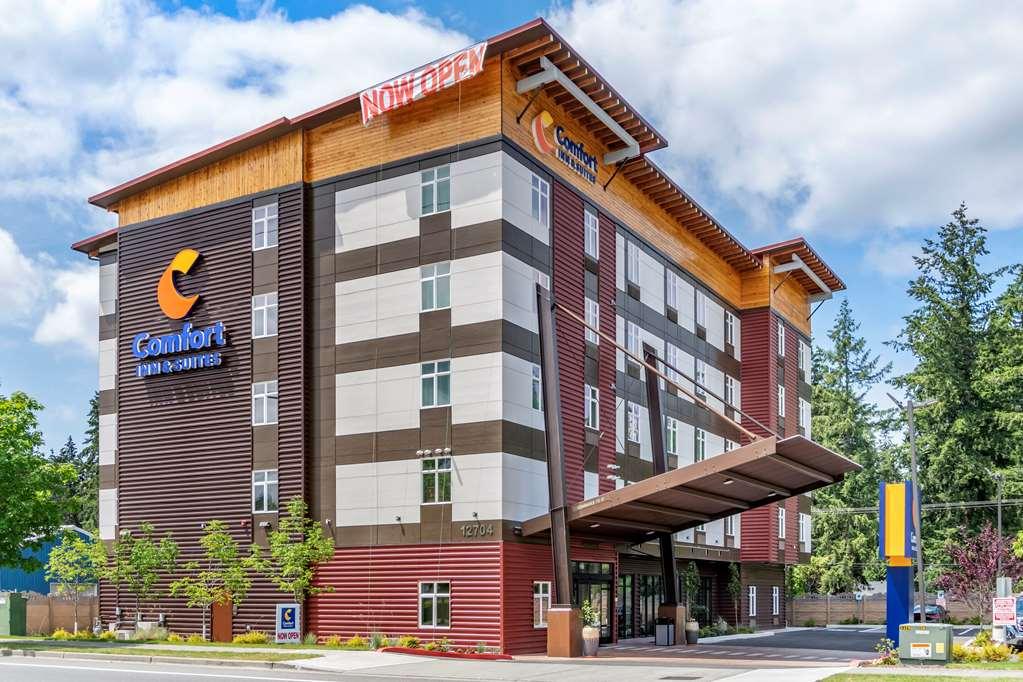 Comfort Inn & Suites Lakewood By Jblm Εξωτερικό φωτογραφία